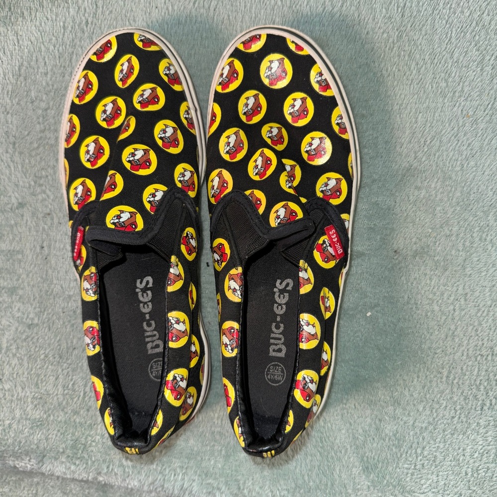 Buc-ees Unisex Logo Slip On Shoes 6W 4Y Black Beaver Print Canvas